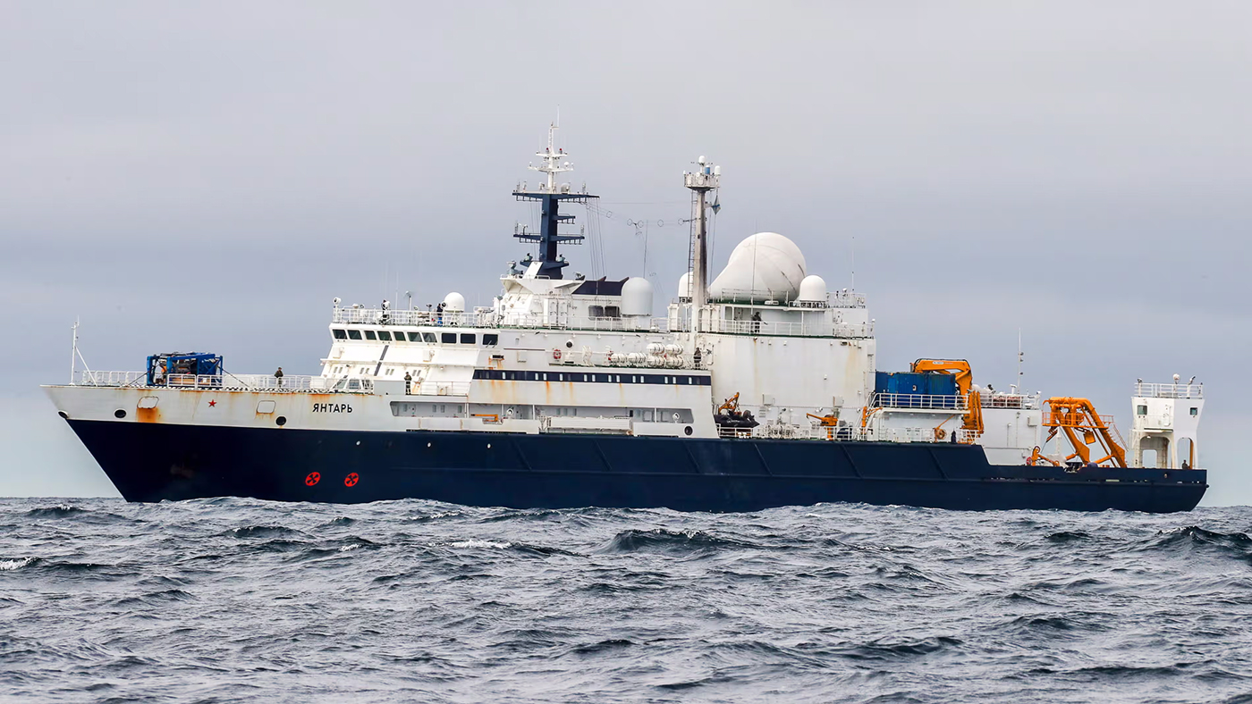 Reino Unido lanza advertencia contra Moscú tras un incidente con el buque espía ruso Yantar