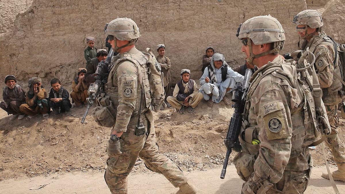 La guerra microterritorial. El peso de los poderes locales en la Guerra de Afganistán (2001-2021)